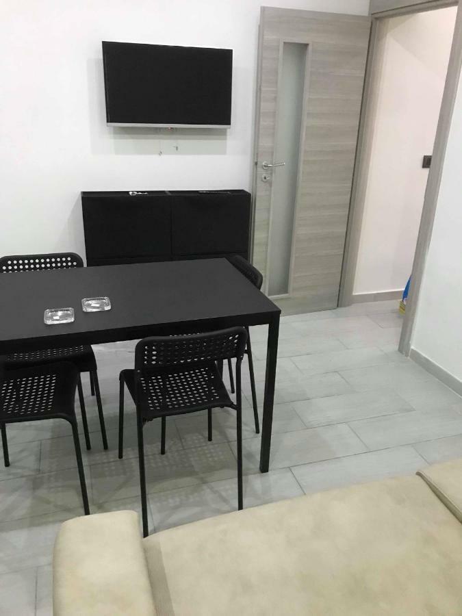 Nel Cuore Di Napoli Apartment Exterior photo