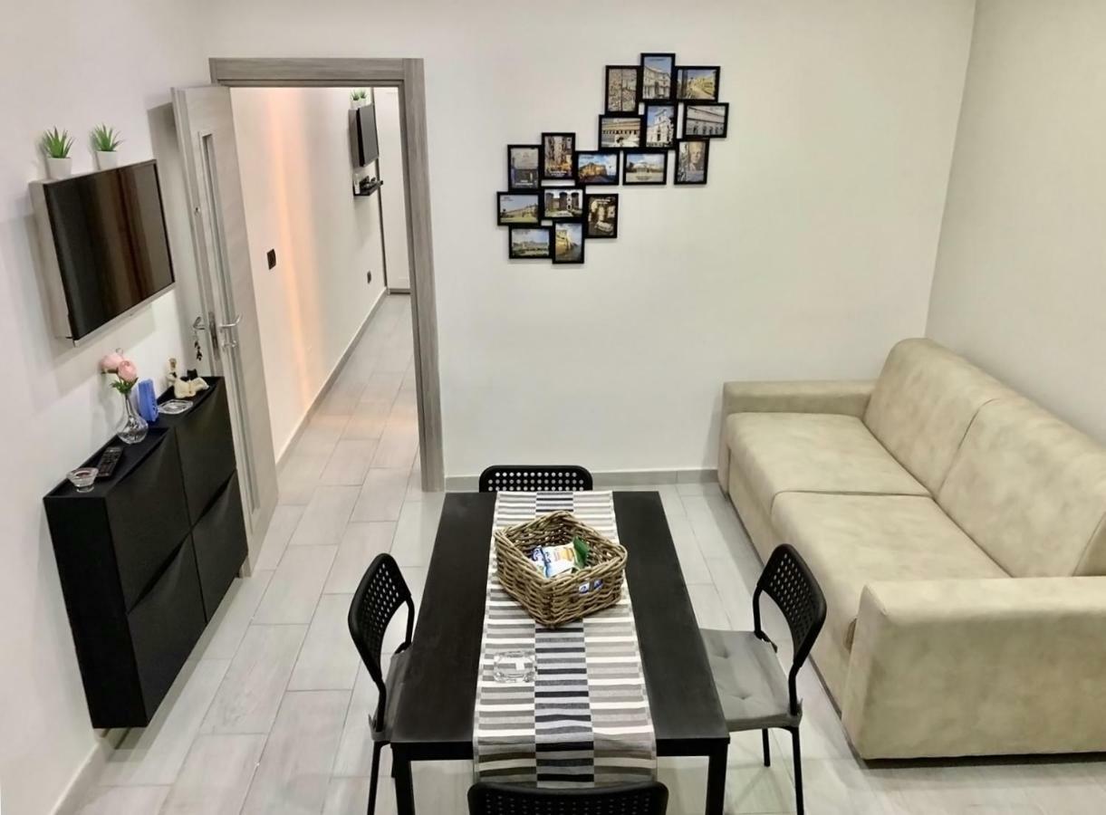 Nel Cuore Di Napoli Apartment Exterior photo